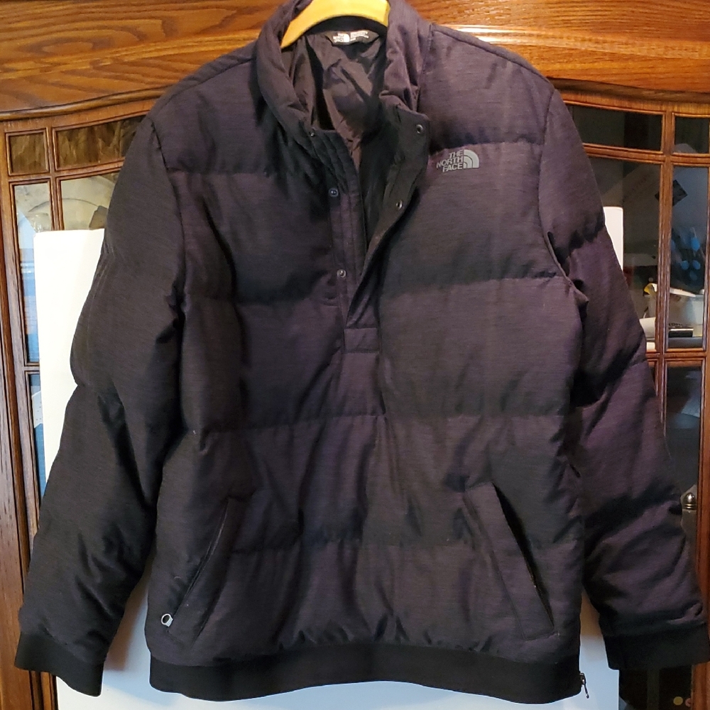 The North Face Black Puffer Jacket with Quilted Design